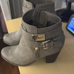 GUESS Women's Gray Ankle Boots